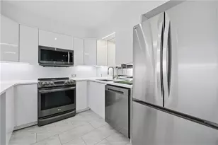 2870 Pharr Ct South NW, Atlanta, GA 30305 - Photo 4