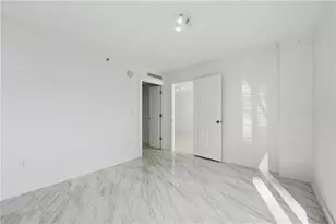 2870 Pharr Ct South NW, Atlanta, GA 30305 - Photo 14