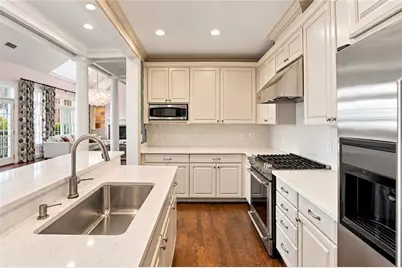 77 Peachtree Place NE #605, Atlanta, GA 30309 - Photo 14