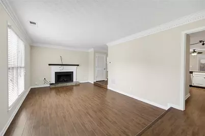 9158 Carroll Manor Drive, Sandy Springs, GA 30350 - Photo 4