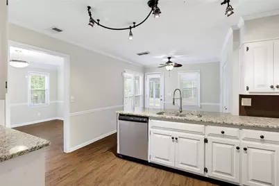 9158 Carroll Manor Drive, Sandy Springs, GA 30350 - Photo 10
