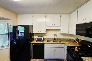 825 Emerald Dr, Powder Springs, GA 30127 - Photo 10