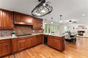 18 Basswood Circle, Sandy Springs, GA 30328 - Photo 10