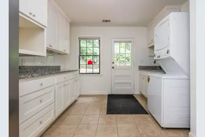 2320 Lavista Road NE, Atlanta, GA 30329 - Photo 12