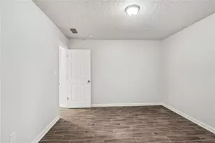 6934 Red Bone Way, Stonecrest, GA 30038 - Photo 18