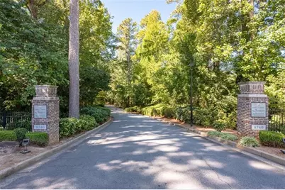 8740 Roswell Road #6D, Sandy Springs, GA 30350 - Photo 2