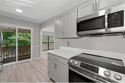 8740 Roswell Road #6D, Sandy Springs, GA 30350 - Photo 12