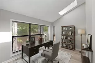 8740 Roswell Rd, Sandy Springs, GA 30350 - Photo 16