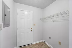 2373 Semmes St, Atlanta, GA 30344 - Photo 10