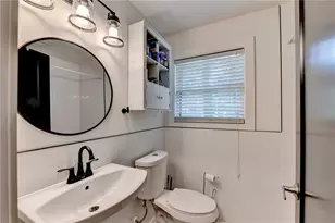 2345 Tilson Rd, Decatur, GA 30032 - Photo 18