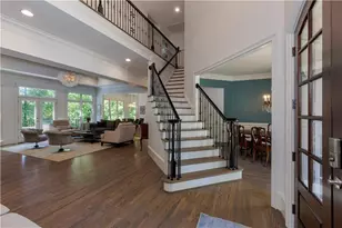 7750 Marsh Ct NW, Sandy Springs, GA 30328 - Photo 4