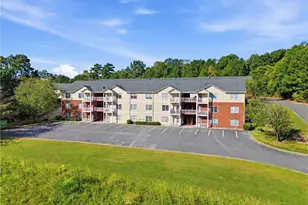 406 Waterford Dr, Calhoun, GA 30701 - Photo 10