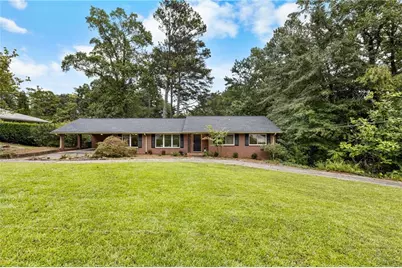 2433 Kingscliff Drive NE, Atlanta, GA 30345 - Photo 2
