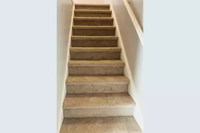 252 Mill Creek Pl, Roswell, GA 30076 - Photo 2