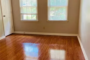 252 Mill Creek Pl, Roswell, GA 30076 - Photo 12