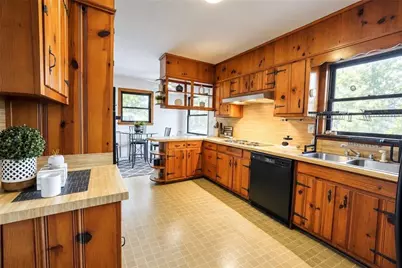 933 Rowland Street, Clarkston, GA 30021 - Photo 6