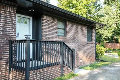 933 Rowland Street, Clarkston, GA 30021 - Photo 2
