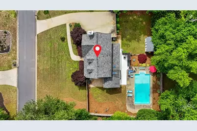 2320 Brownstone Court NE, Marietta, GA 30062 - Photo 2