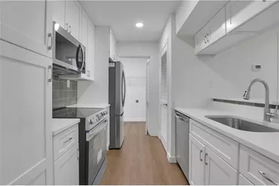 122 Tuxworth Circle, Decatur, GA 30033 - Photo 1