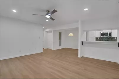 122 Tuxworth Circle, Decatur, GA 30033 - Photo 8