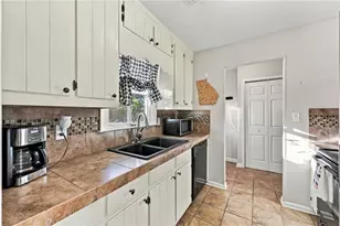 2674 Highland Park Dr, Gainesville, GA 30506 - Photo 14