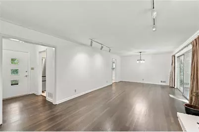 955 Vistavia Circle, Decatur, GA 30033 - Photo 4