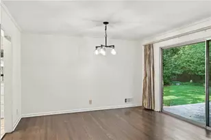 955 Vistavia Cir, Decatur, GA 30033 - Photo 14