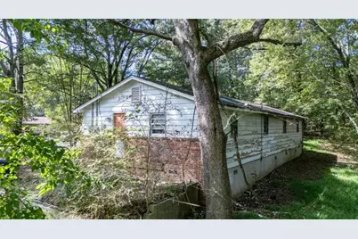 3819 NE Hamilton Mill Lane, Buford, GA 30519 - Photo 2