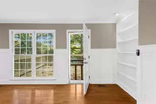 2092 Plantation Rd, Lawrenceville, GA 30044 - Photo 26