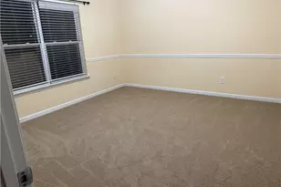 945 Tree Top Dr, Suwanee, GA 30024 - Photo 8