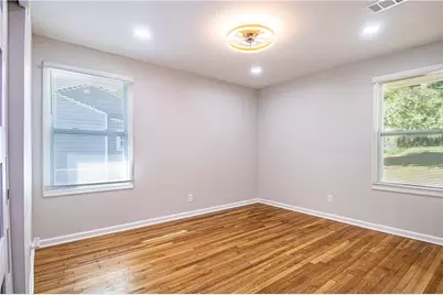 559 Westmeath Drive SW, Atlanta, GA 30310 - Photo 14