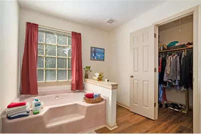 2260 Deer Oaks Trail, Lawrenceville, GA 30044 - Photo 14