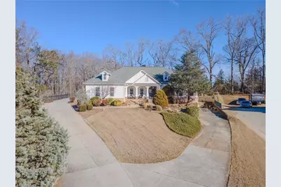 410 Caldwell Lane, Hoschton, GA 30548 - Photo 8