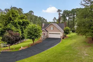 59 Players Ln, Hartwell, GA 30643 - Photo 1