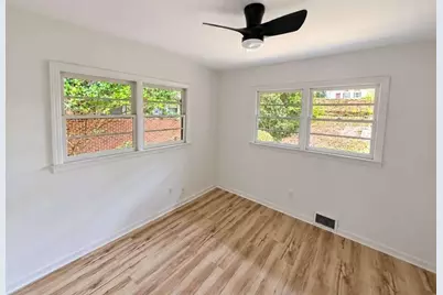 3565 Glenwood Road, Decatur, GA 30032 - Photo 10