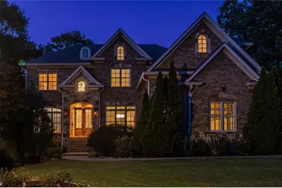 2821 Payton Oaks Drive NE, Atlanta, GA 30345 - Photo 2
