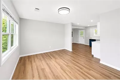 1639 Bridgeport Drive NW, Atlanta, GA 30318 - Photo 6
