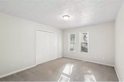 587 Farmbrook Trail NE, Kennesaw, GA 30144 - Photo 16