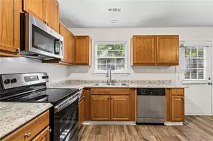 303 Village Chase, Woodstock, GA 30188 - Photo 12