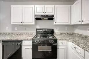 2997 Sentinel Pkwy, Lawrenceville, GA 30043 - Photo 12