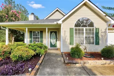 1130 Larkspur Drive, Locust Grove, GA 30248 - Photo 2