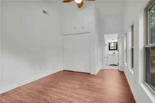 3690 Asbury Ln SW, Atlanta, GA 30331 - Photo 12