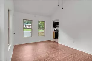 3690 Asbury Ln SW, Atlanta, GA 30331 - Photo 10