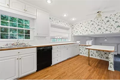 2051 Hemlock Trail, Snellville, GA 30078 - Photo 12