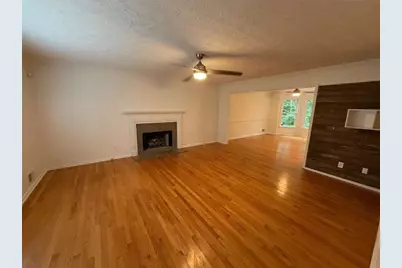 190 Timber Oak Cove, Lawrenceville, GA 30043 - Photo 2