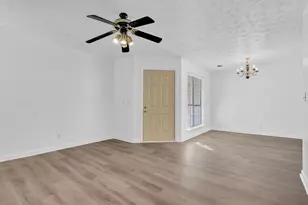 765 Windchase Ln, Stone Mountain, GA 30083 - Photo 6