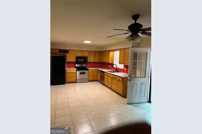 2399 Wexford Drive, Atlanta, GA 30349 - Photo 2