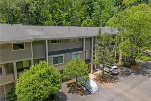 2877 Torreya Way SE, Marietta, GA 30067 - Photo 2