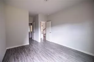 352 Newshaw Dr, Lawrenceville, GA 30046 - Photo 14