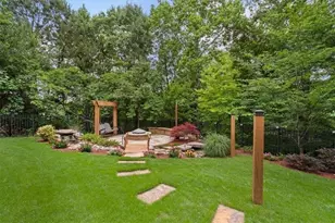 392 Lum Crowe Rd, Roswell, GA 30075 - Photo 88